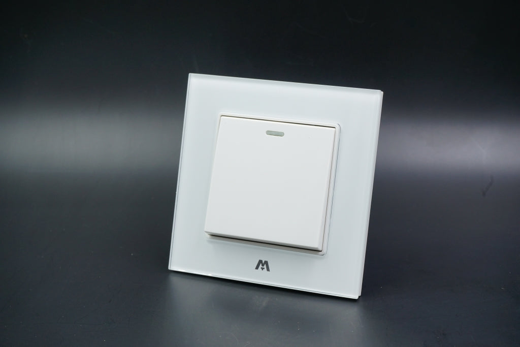 MTT GLASS 10A Intermediate 1 Gang 3 Way Switch