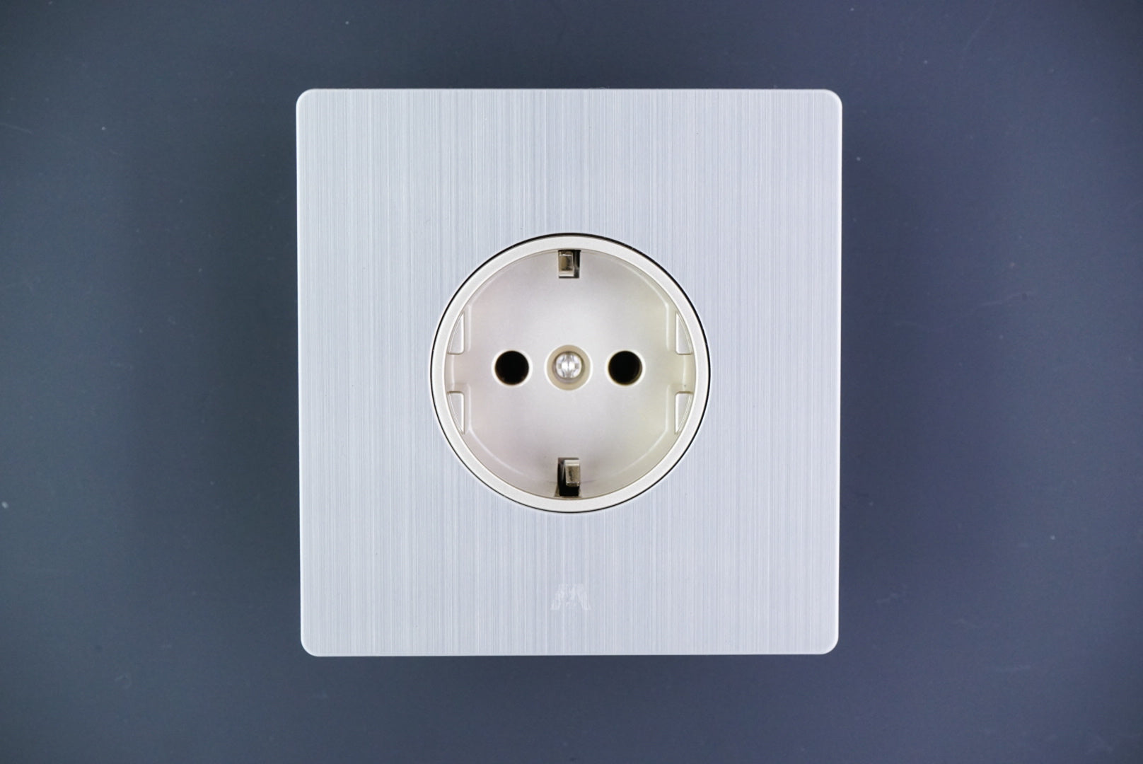 MTS STAINLESS STEEL 16A SCHUKO Socket (3*3 BOX)