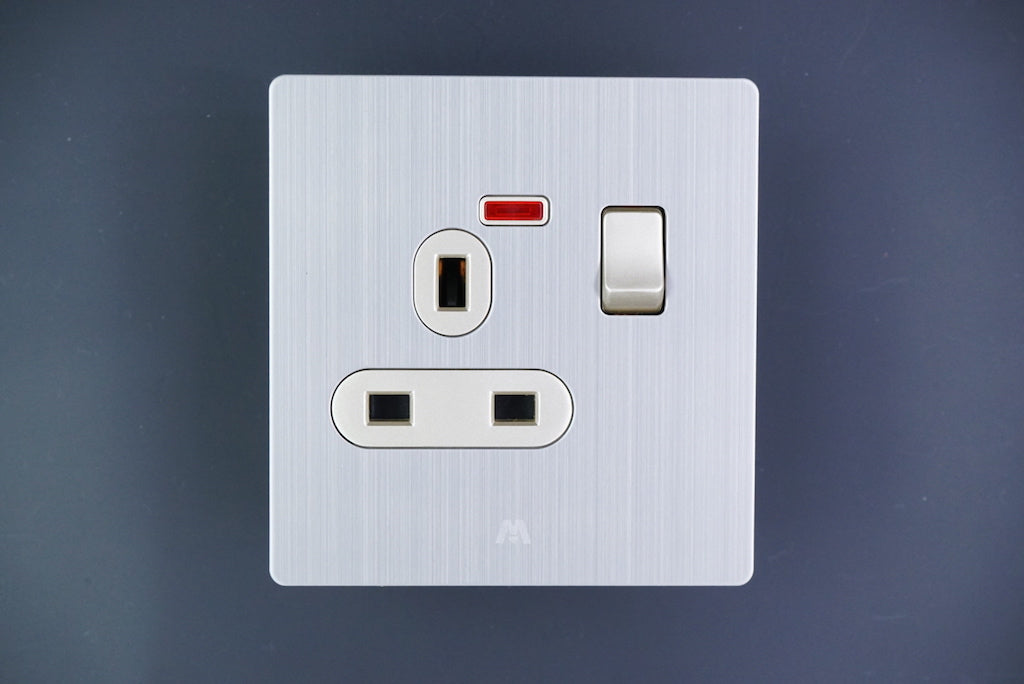 MTS STAINLESS STEEL 13A BS Switched Socket